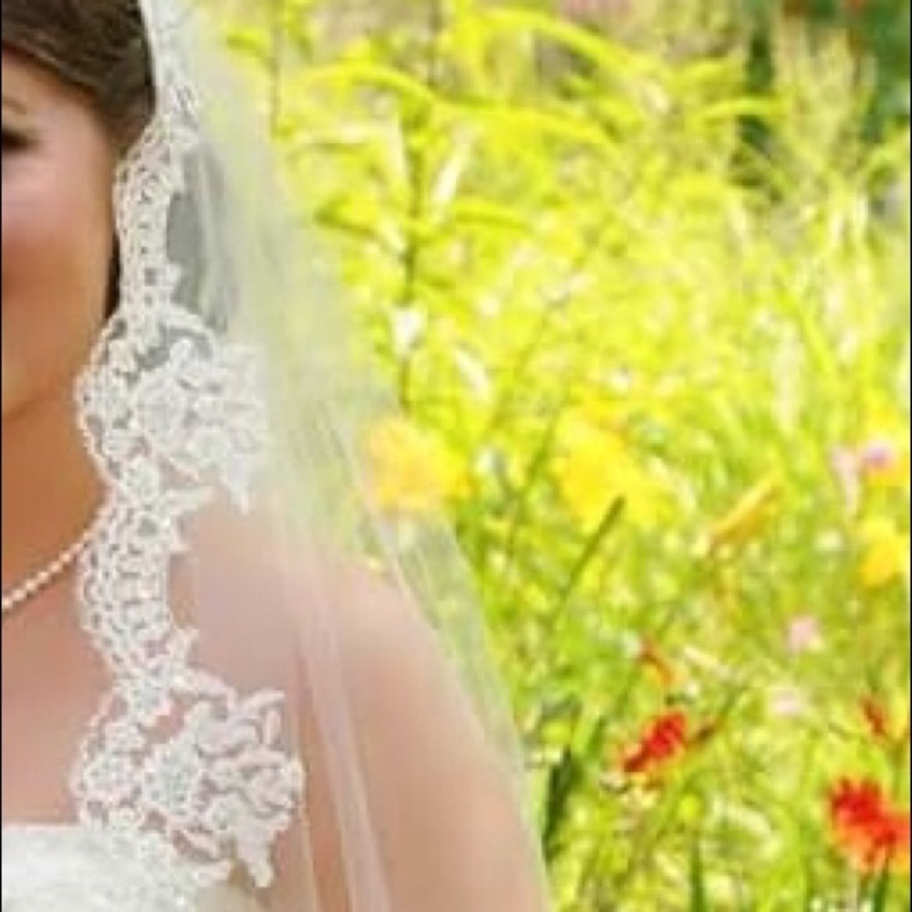 Custom made veil